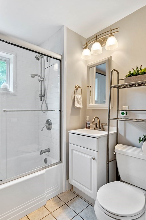 38 Walter Road Danvers, MA 01923 - Photo 15 of 29
