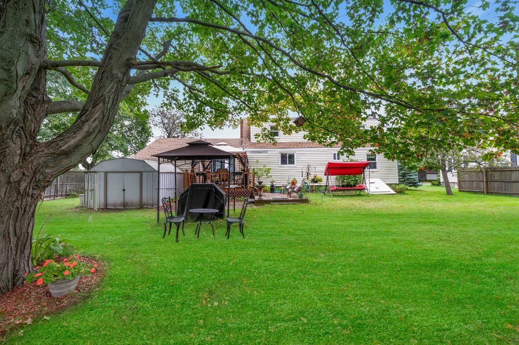 38 Walter Road Danvers, MA 01923 - Photo 5 of 29