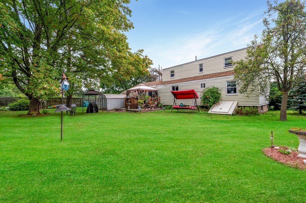 38 Walter Road Danvers, MA 01923 - Photo 6 of 29