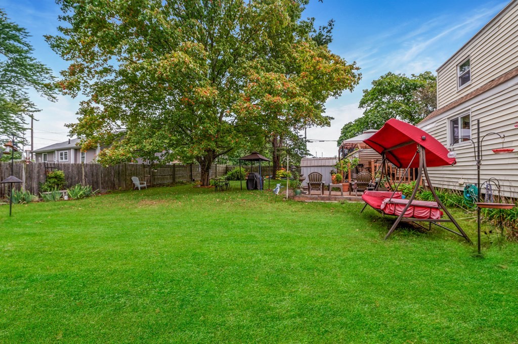 38 Walter Road Danvers, MA 01923 - Photo 7 of 29