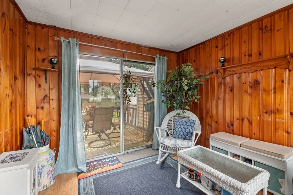 38 Walter Road Danvers, MA 01923 - Photo 10 of 29