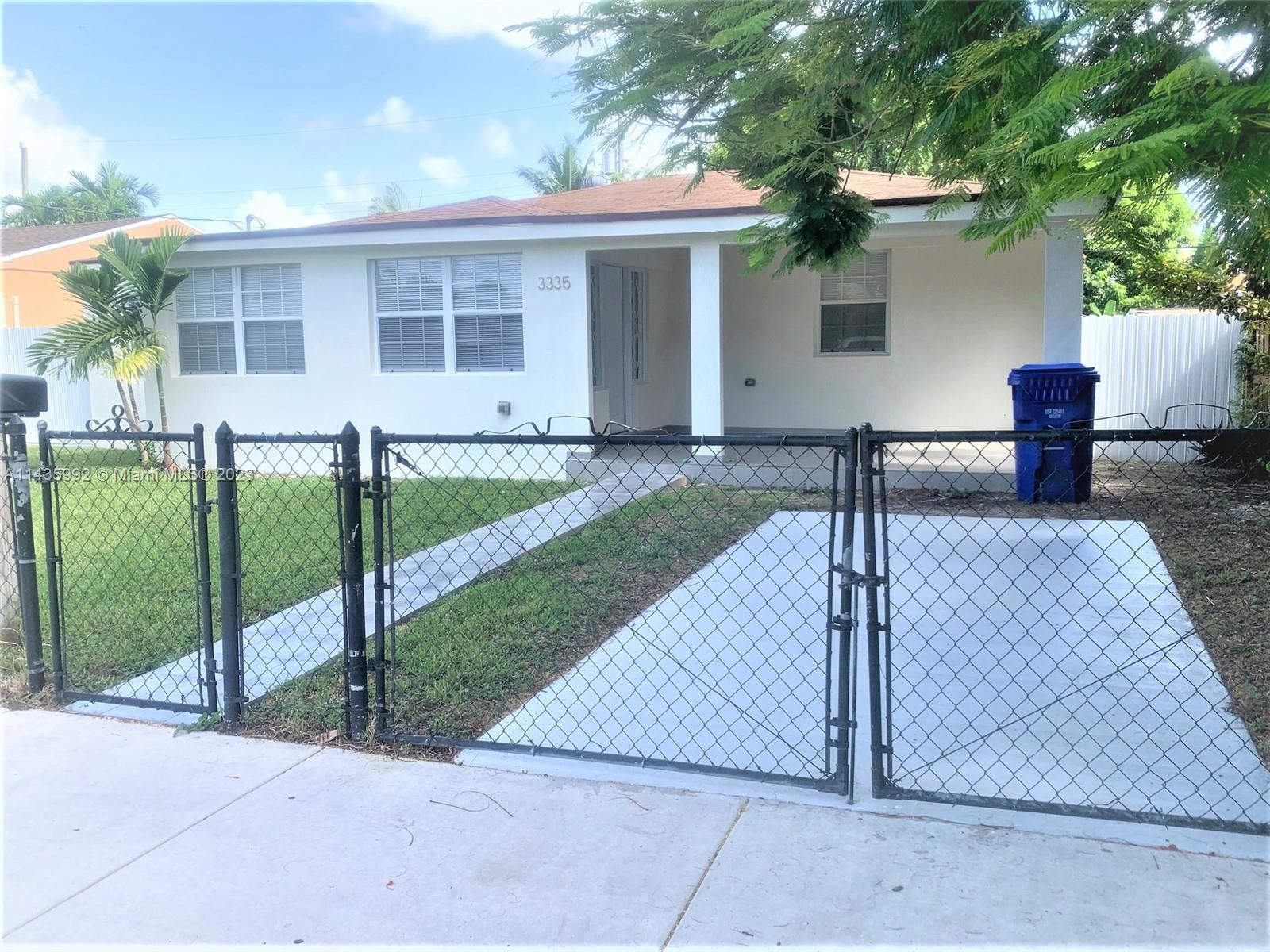 3335 Northwest 19th Street Miami, FL 33125 - Photo 3 of 42