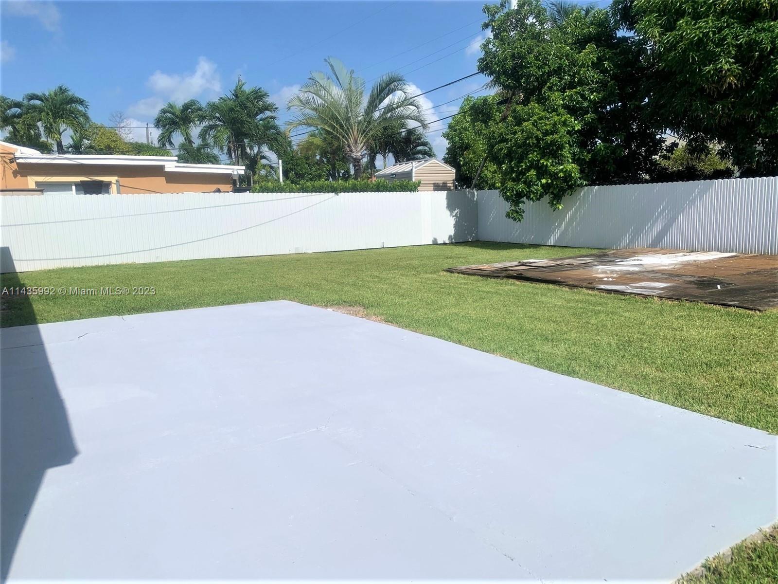3335 Northwest 19th Street Miami, FL 33125 - Photo 39 of 42