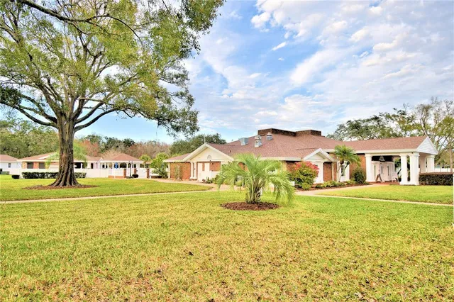 $222,000 | 4823 Colonnades Circle West, Lakeland, FL 33811