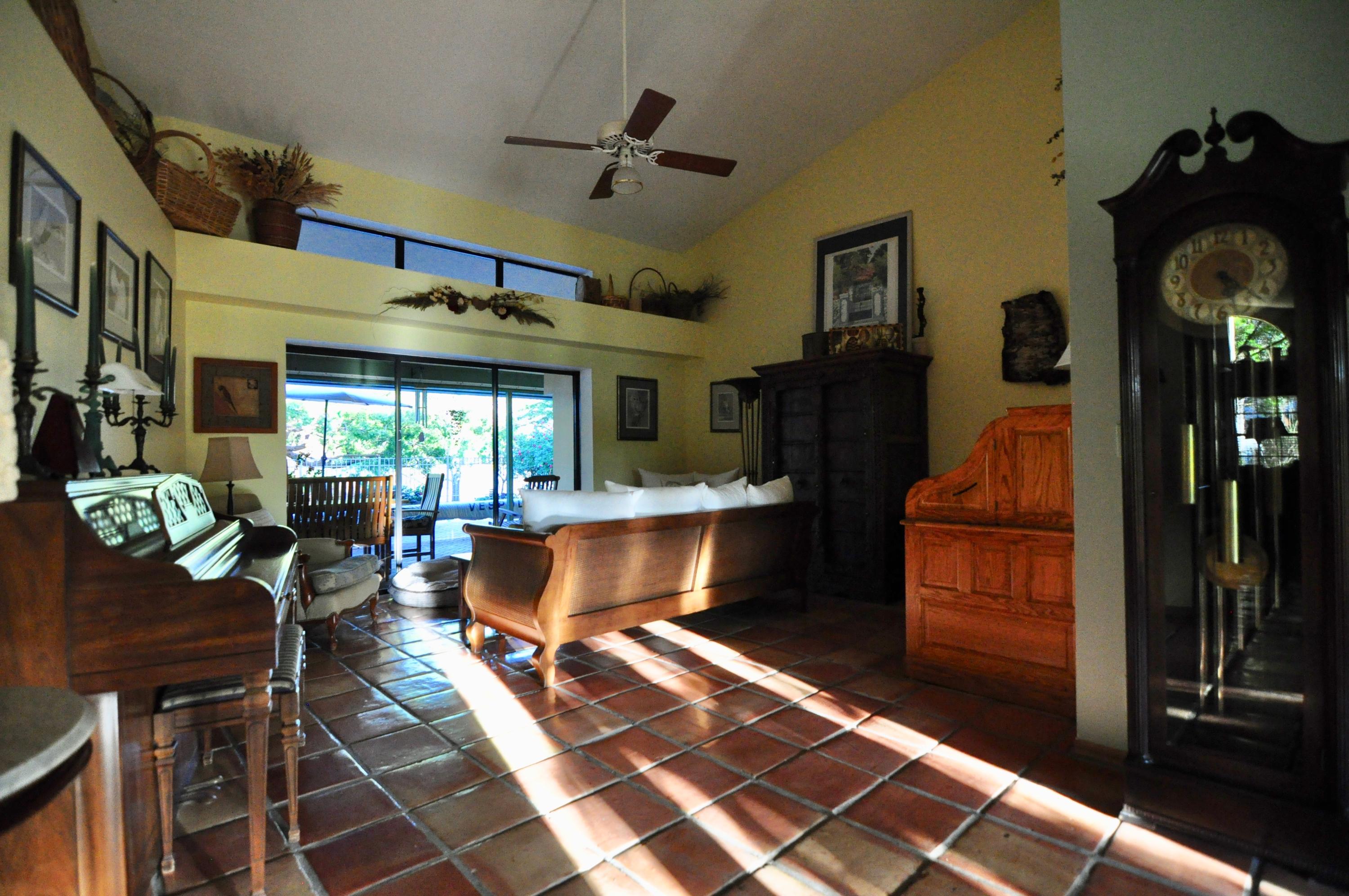 6684 Wood Lake Road Jupiter, FL 33458 - Photo 9 of 46 DSC_0221