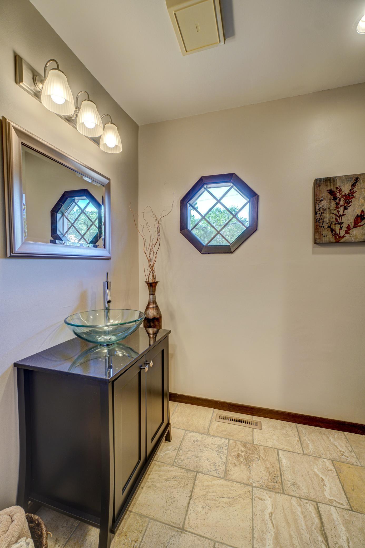 5804 West 70th Street Edina, MN 55439 - Photo 20 of 45 Gallery Image 20
