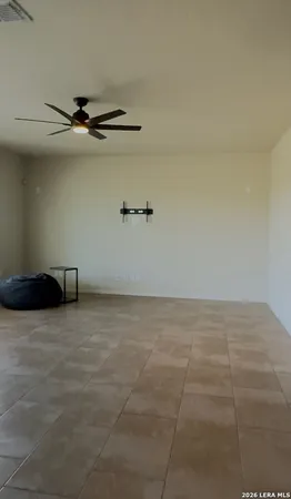 $2,800 | 9010 Phoenix, Converse, TX 78109