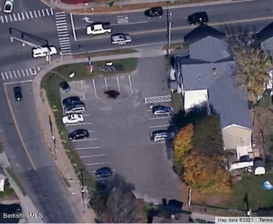 $10 | 55 West Housatonic Street, Pittsfield, MA 01201