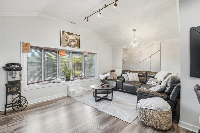 $579,900 | 16938 South Cicero Avenue, Oak Forest, IL 60452