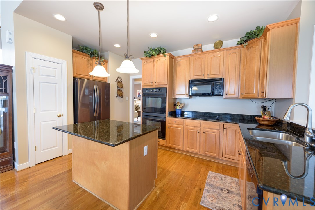 8766 Roberta Road Mechanicsville, VA 23116 - Photo 12 of 51