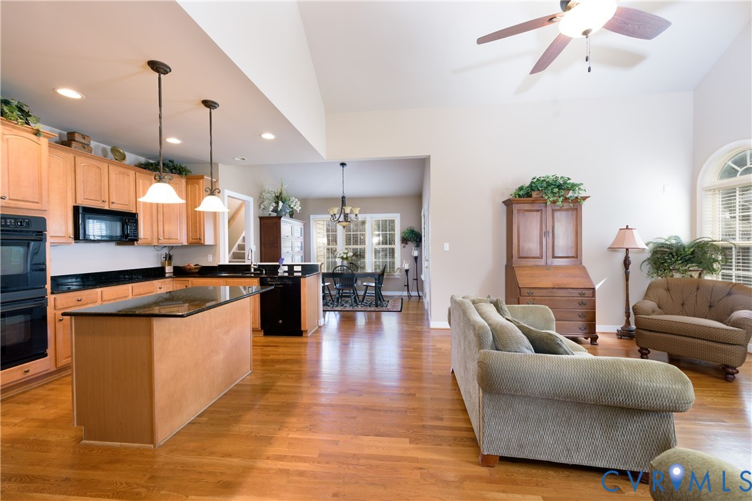 8766 Roberta Road Mechanicsville, VA 23116 - Photo 10 of 51