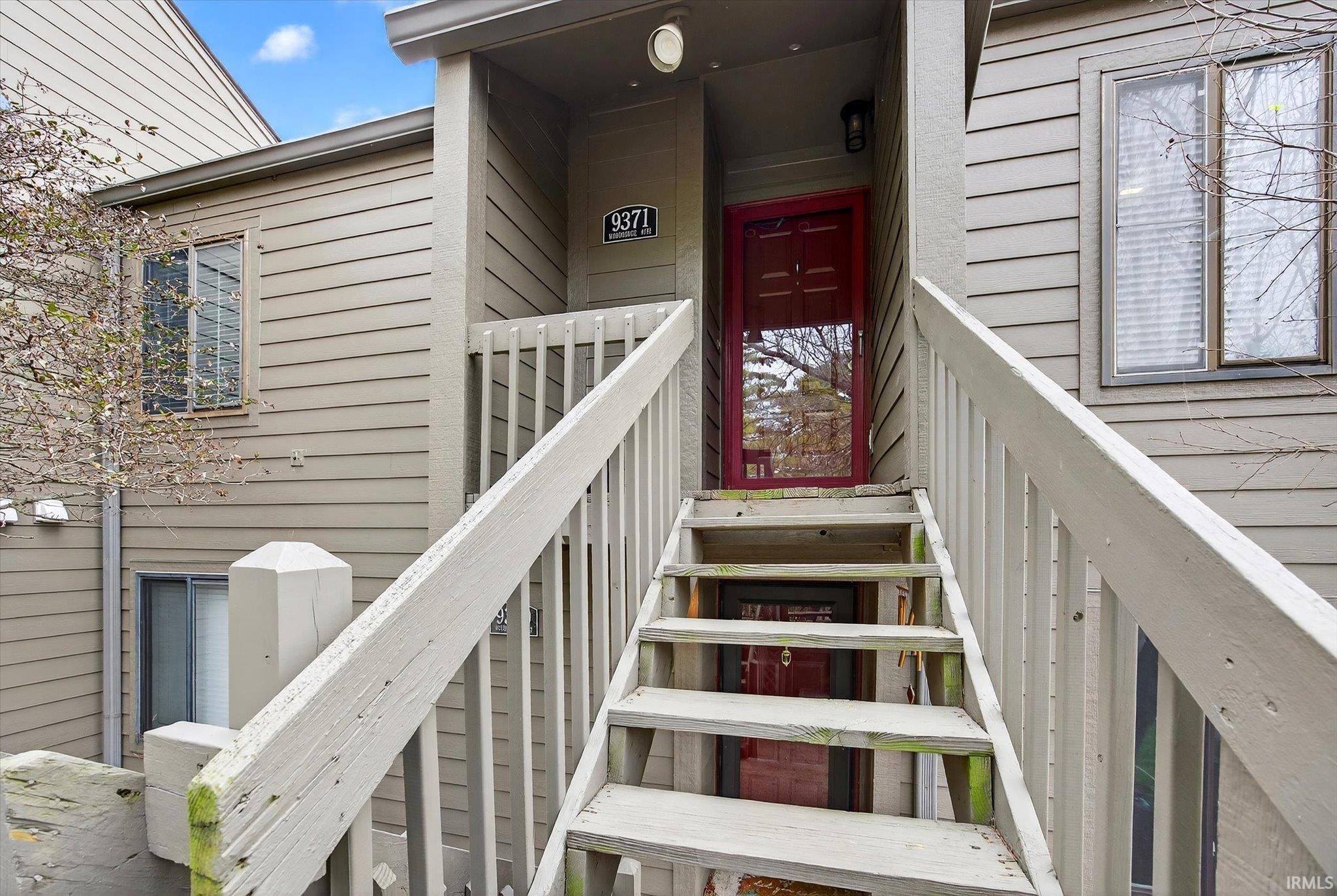 9371 South Lake Ridge Drive Bloomington, IN 47401 - Photo 2 of 36