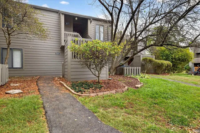 $170,000 | 9371 South Lake Ridge Drive, Bloomington, IN 47401