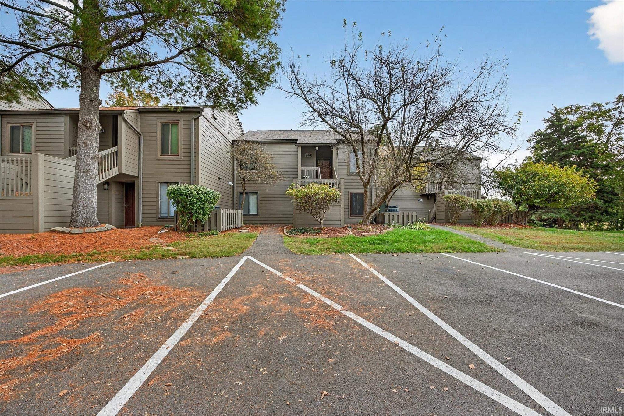 9371 South Lake Ridge Drive Bloomington, IN 47401 - Photo 5 of 36