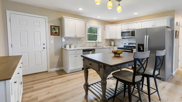 $271,900 | 51 Stearns Farm Road, Hampden, ME 04444