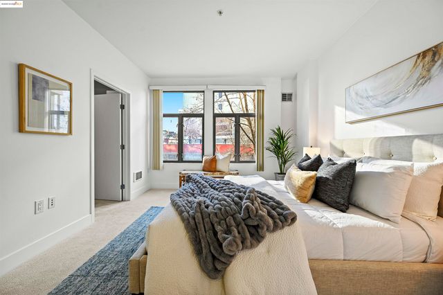 $669,000 | 438 West Grand Avenue, Unit 422, Oakland, CA 94612