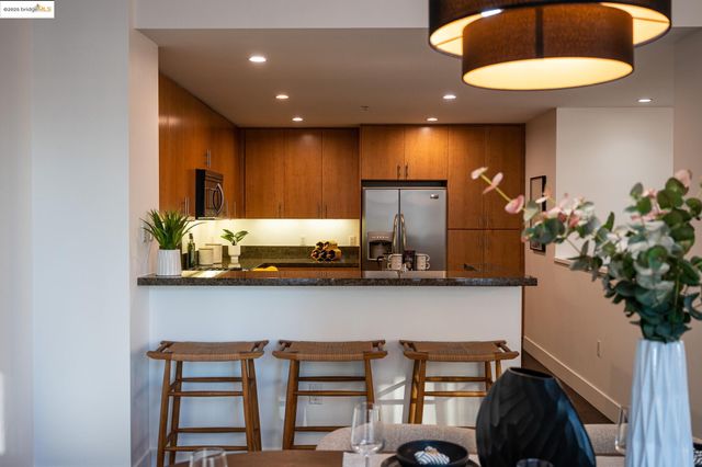 $669,000 | 438 West Grand Avenue, Unit 422, Oakland, CA 94612