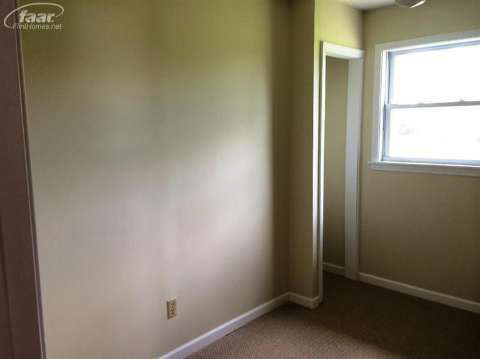 9015 Wilson Road Montrose, MI 48457 - Photo 13 of 39 20419951-12.JPG