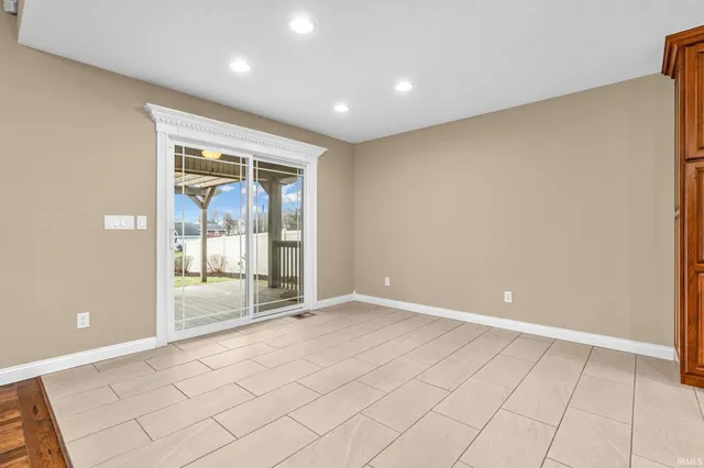 $450,000 | 2565 Coneflower Court, Columbus, IN 47201