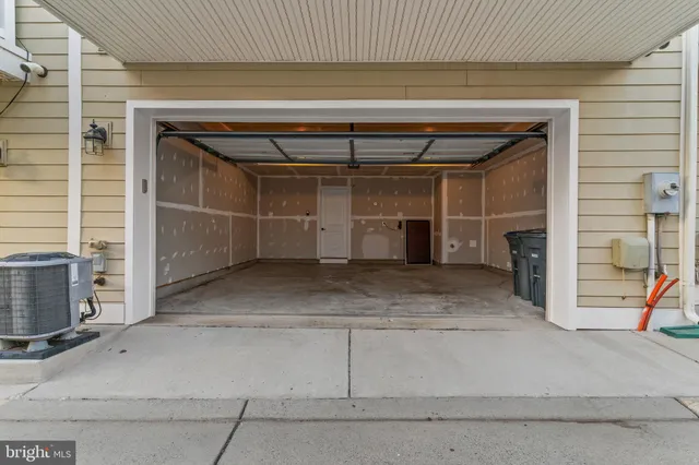 $3,500 | 13693 Neil Armstrong Avenue, Herndon, VA 20171