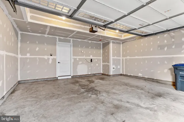 $3,500 | 13693 Neil Armstrong Avenue, Herndon, VA 20171