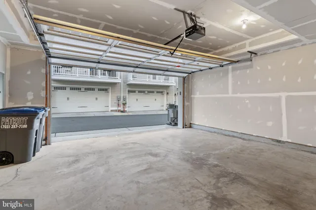 $3,500 | 13693 Neil Armstrong Avenue, Herndon, VA 20171