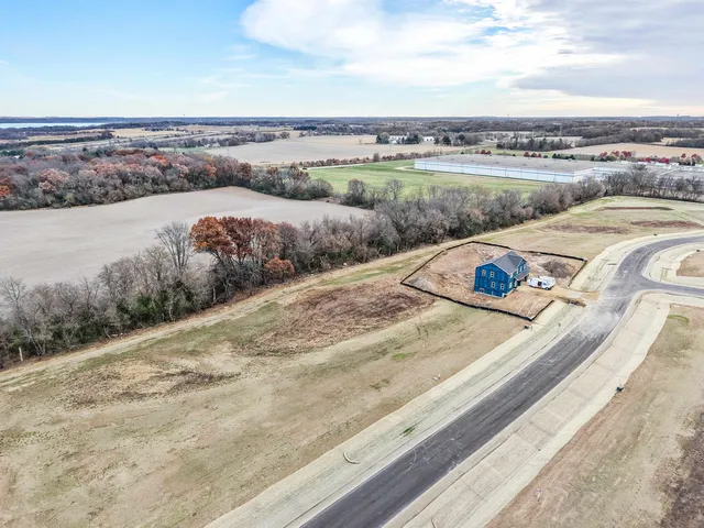 $119,900 | Lot 4 Hawks View, Edgerton, WI 53534