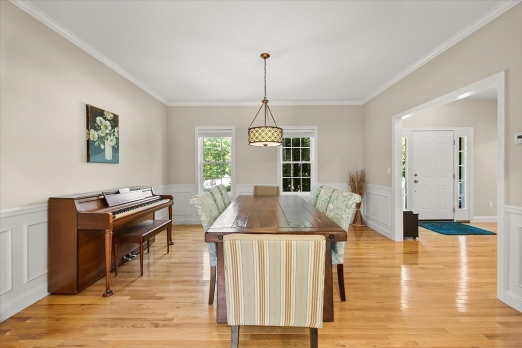16 Summit Circle Wrentham, MA 02093 - Photo 15 of 42