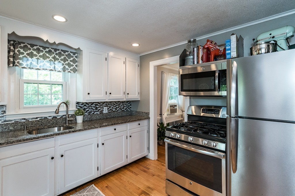 51 Gretter Road Boston, MA 02132 - Photo 13 of 28 Gallery Image 13