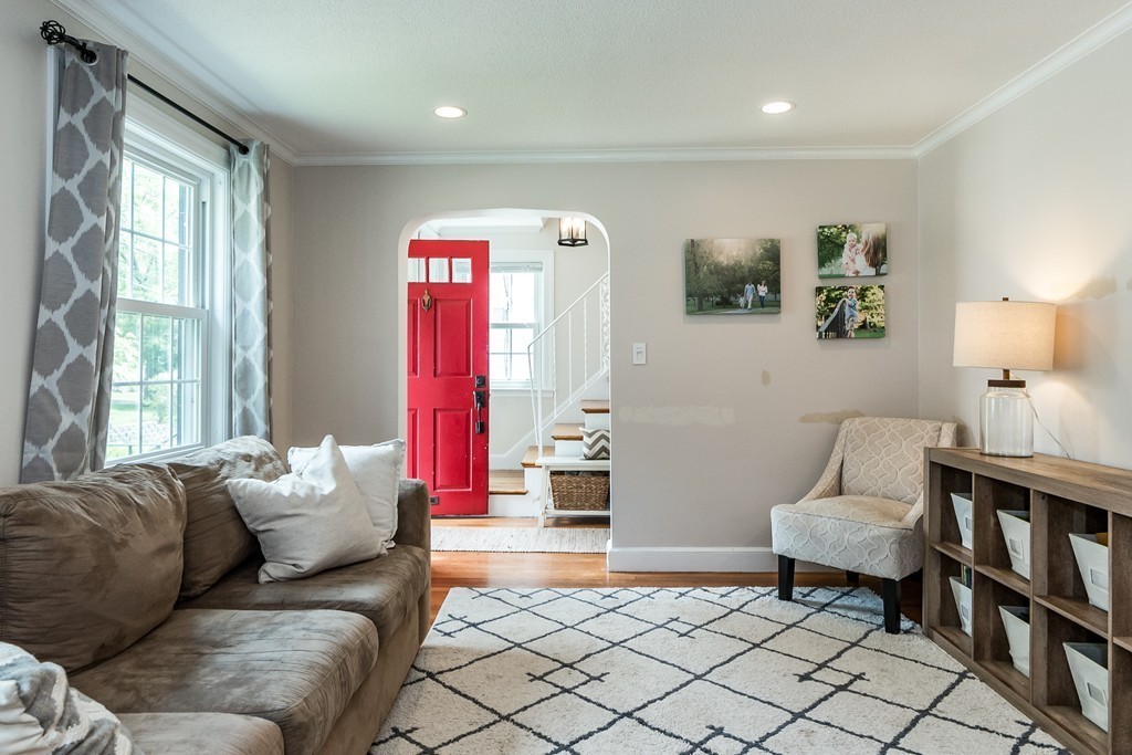 51 Gretter Road Boston, MA 02132 - Photo 6 of 28 Gallery Image 6