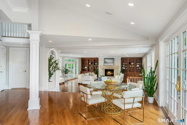 $4,695,000 | 21 Fox Hill Lane, Darien, CT 06820