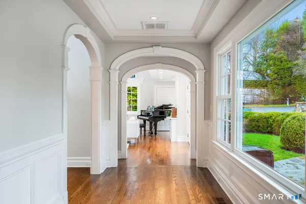 $4,695,000 | 21 Fox Hill Lane, Darien, CT 06820