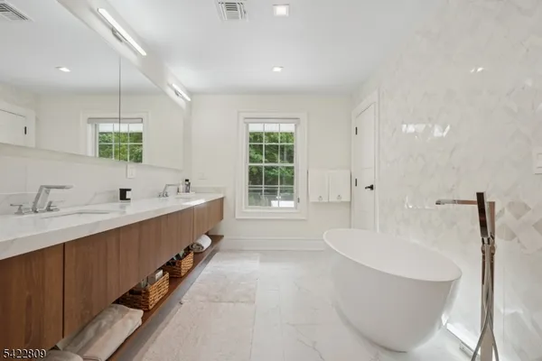 $5,299,000 | 290 Long Hill Drive, Short Hills, NJ 07078