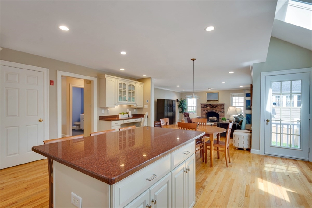 96 Richdale Road Needham, MA 02494 - Photo 14 of 41