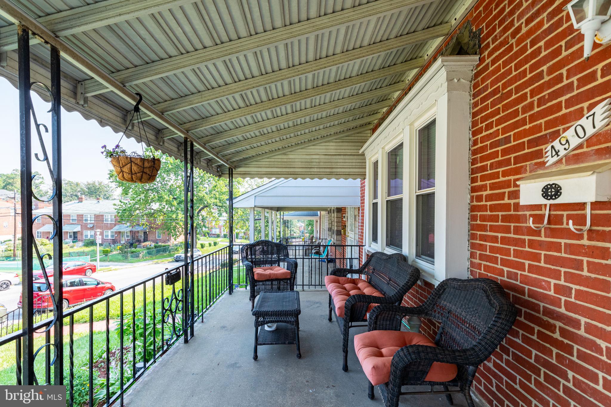 4907 Briarclift Road Baltimore, MD 21229 - Photo 2 of 25 Gallery Image 2