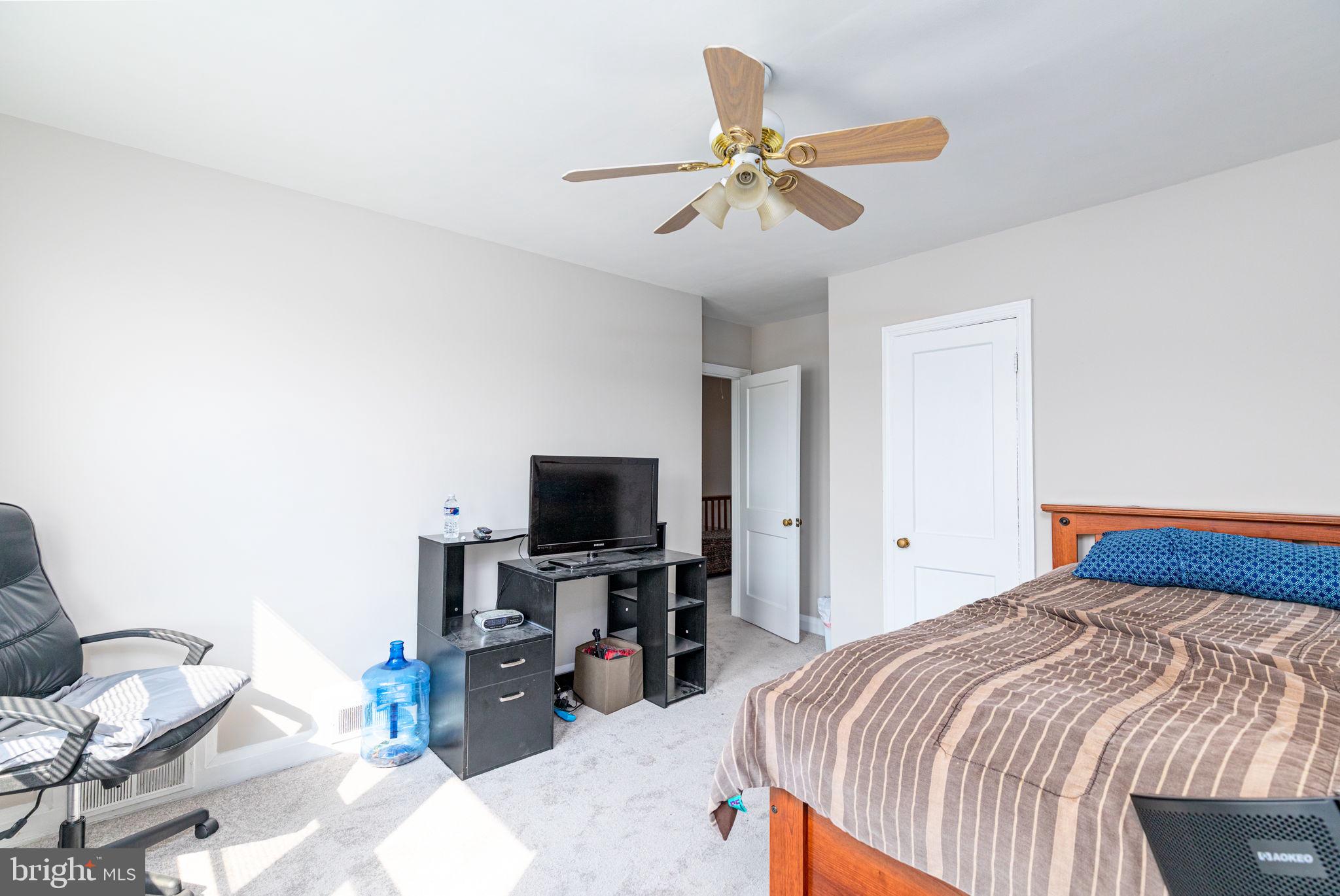 4907 Briarclift Road Baltimore, MD 21229 - Photo 15 of 25 Gallery Image 15