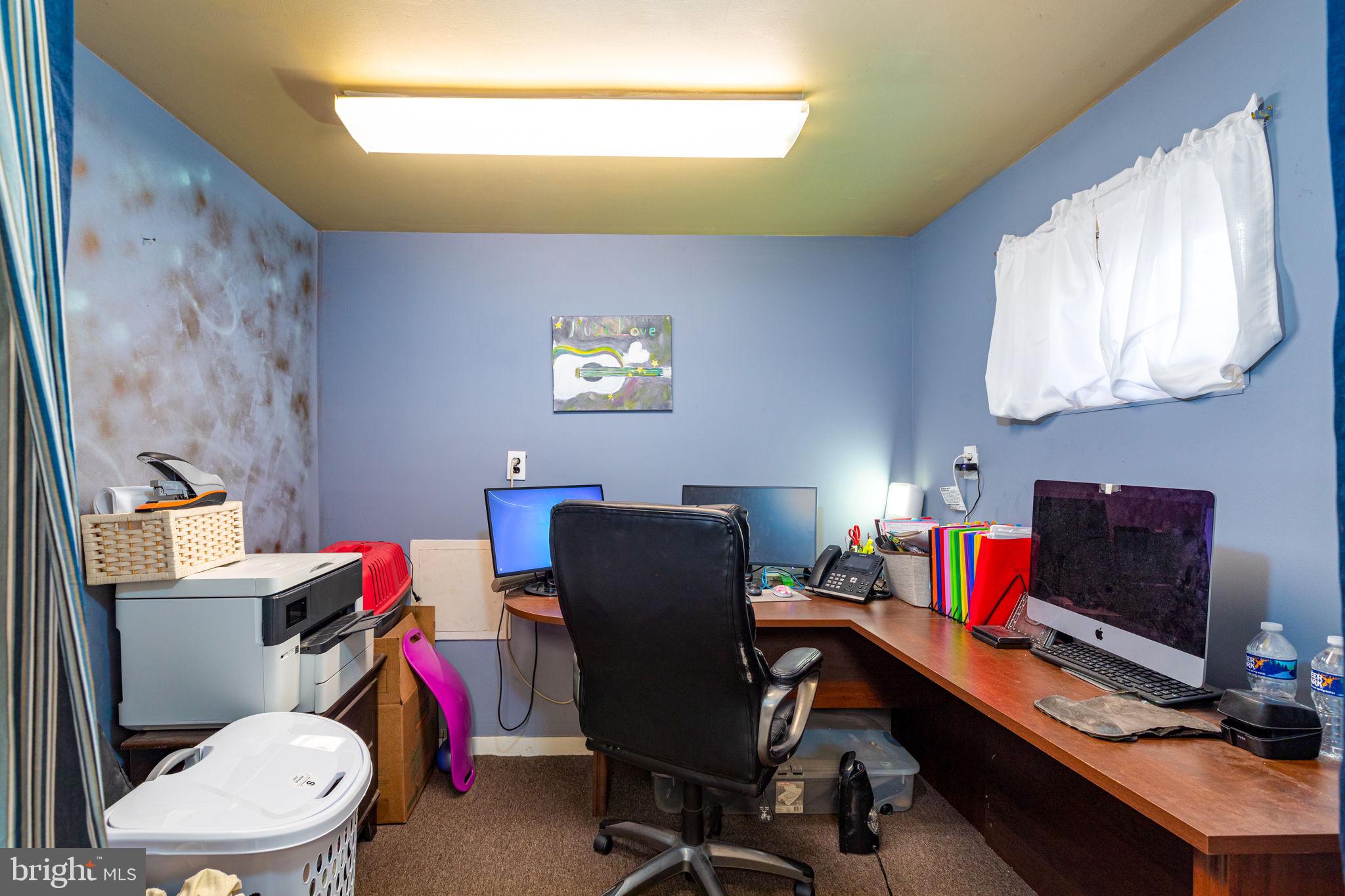 4907 Briarclift Road Baltimore, MD 21229 - Photo 20 of 25 Gallery Image 20