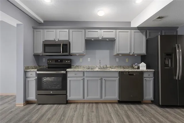 $205,000 | 8123 North Lawn Avenue, Kansas City, MO 64119