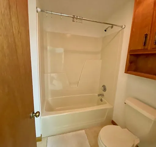 $335,000 | 5704 East Forest Lake Drive, Tifton, GA 31794