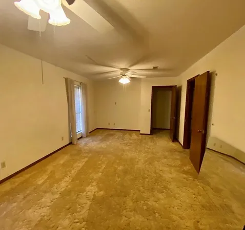 $320,000 | 5704 East Forest Lake Drive, Tifton, GA 31794