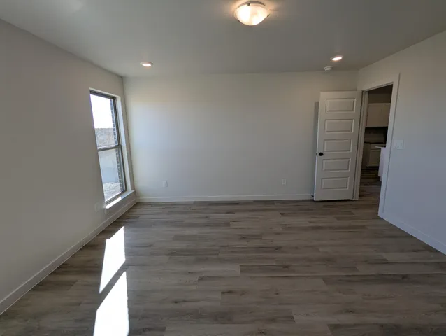 $1,825 | 2008 Cottonwood Avenue, Wolfforth, TX 79382