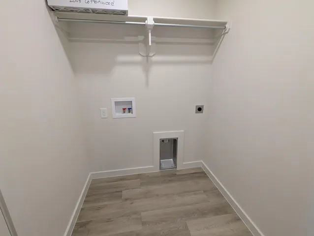 $1,825 | 2008 Cottonwood Avenue, Wolfforth, TX 79382