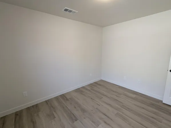 $1,819 | 2008 Cottonwood Avenue, Wolfforth, TX 79382