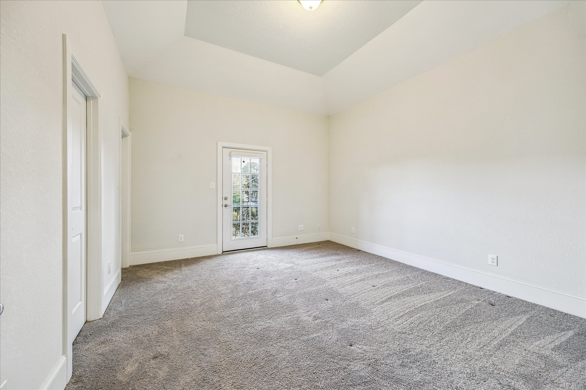 1607 Pinot Circle Houston, TX 77055 - Photo 34 of 43