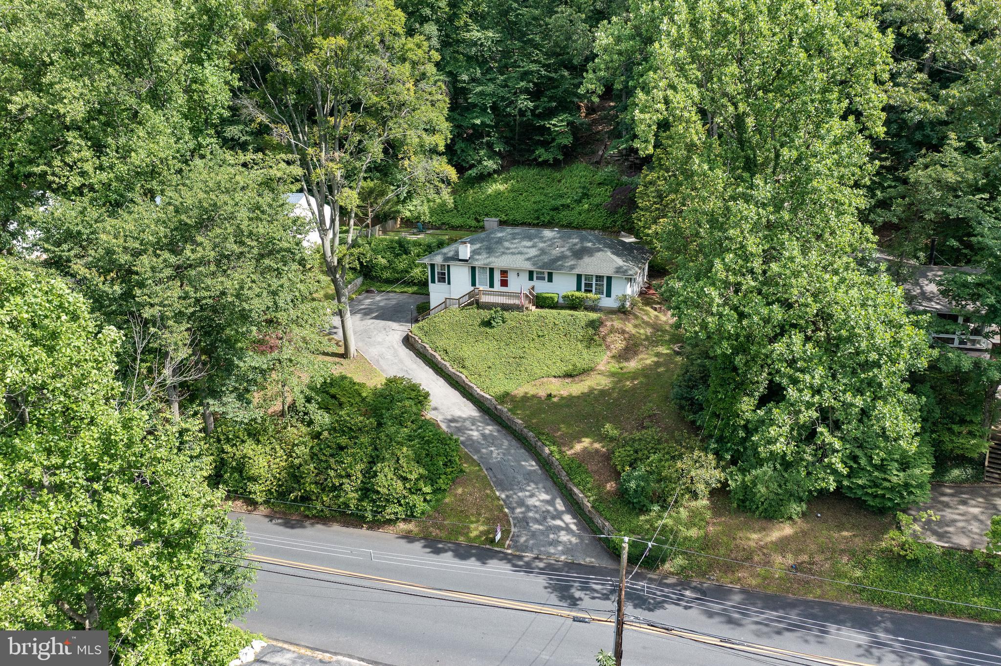 183 Arden Road Conshohocken, PA 19428 - Photo 33 of 36 Gallery Image 33