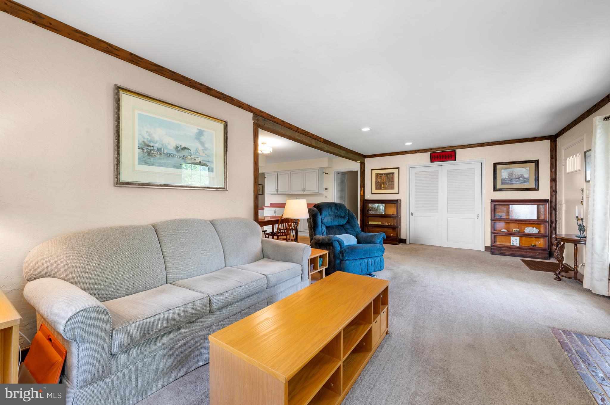 183 Arden Road Conshohocken, PA 19428 - Photo 6 of 36 Gallery Image 6