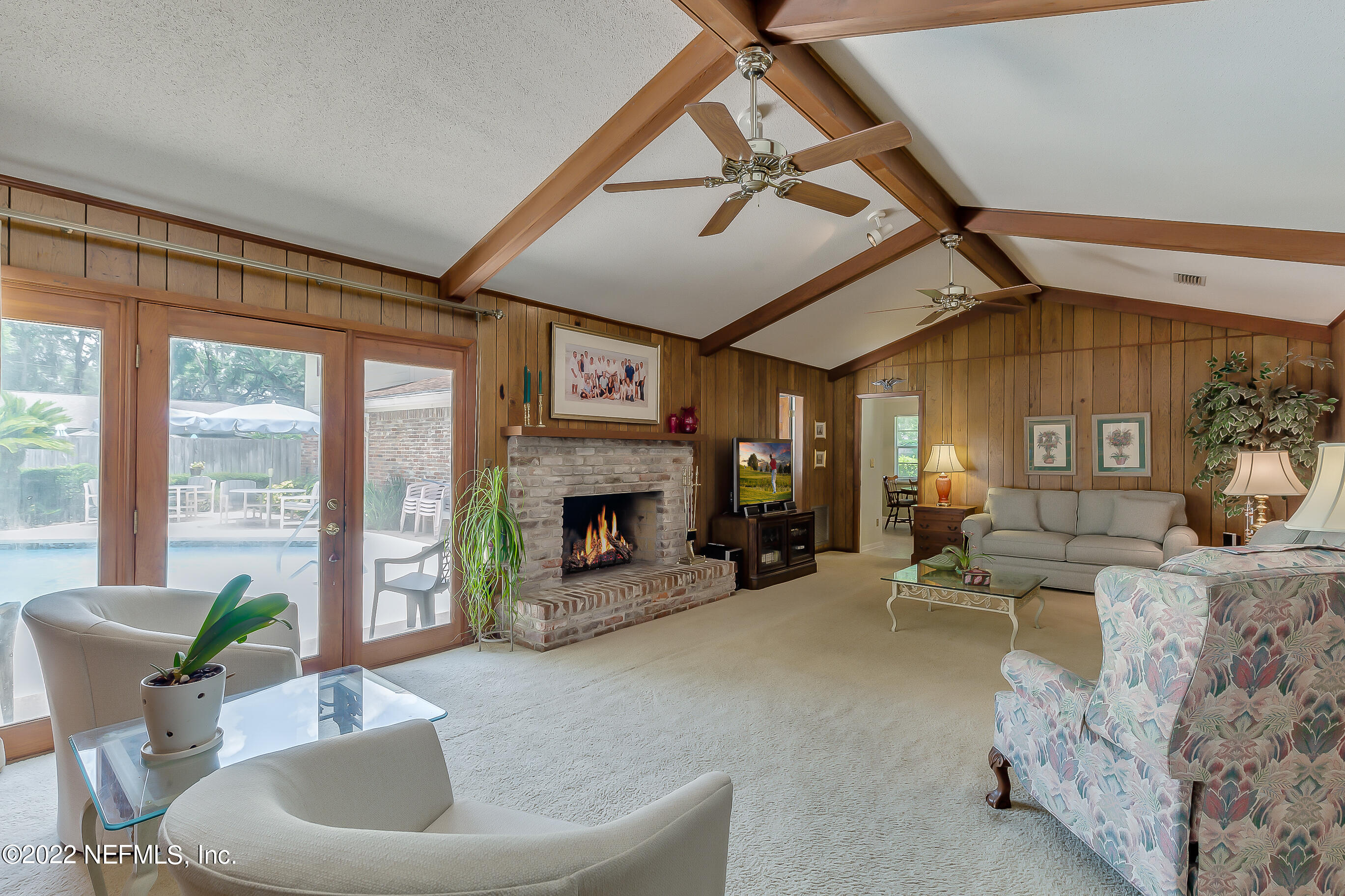 9475 Woodhaven Road Jacksonville, FL 32257 - Photo 30 of 78 Family Room