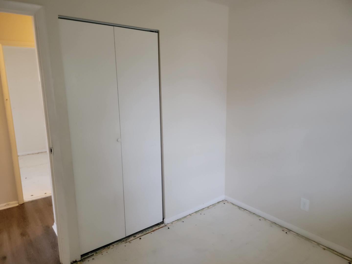 117 South Willow Lane Glenwood, IL 60425 - Photo 19 of 27 a view of an empty room