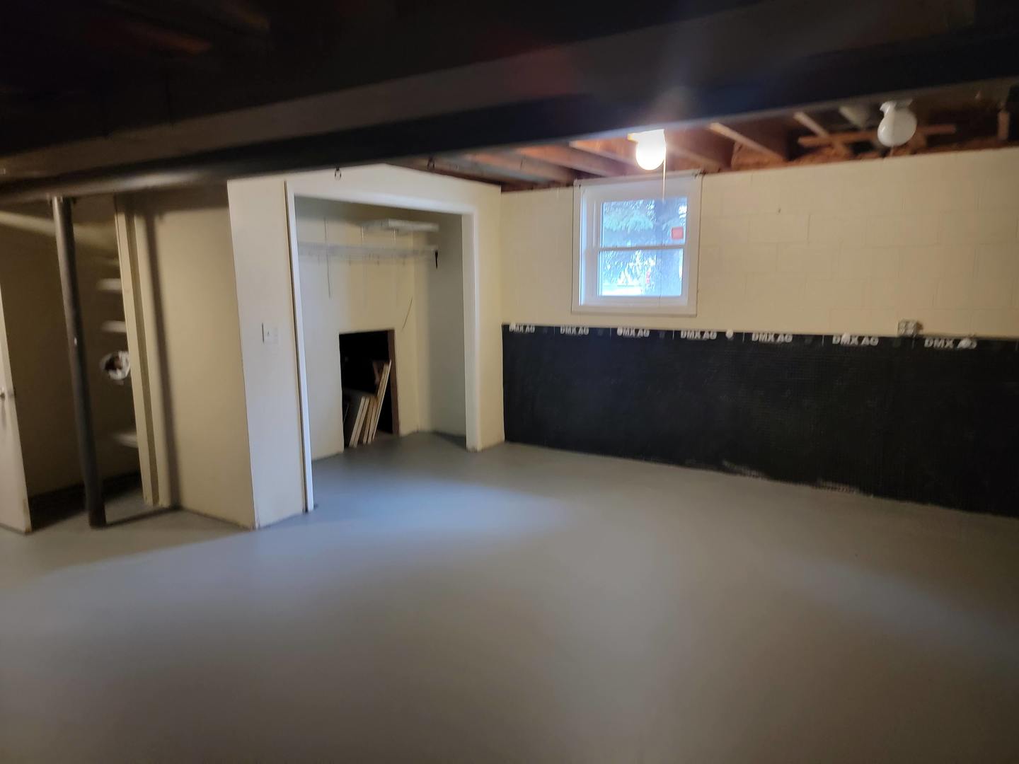 117 South Willow Lane Glenwood, IL 60425 - Photo 25 of 27 a view of empty room with window and fireplace