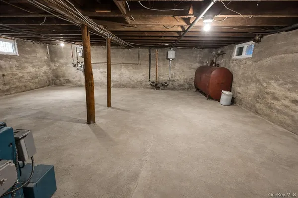 $2,900 | 64-66 Hawley Avenue, Unit 66, West Islip, NY 11795